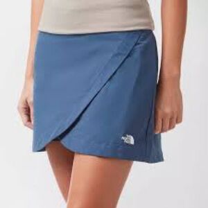 The North Face Blue Skorts Lightweight Athletic Wear Large